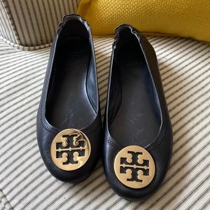 Black Tory Burch flats in great condition